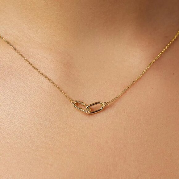 18K Gold Plated Interlock Necklace - Picture 3 of 4